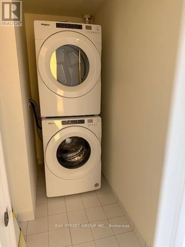 417 - 8960 Jane Street, Vaughan, ON - Indoor Photo Showing Laundry Room