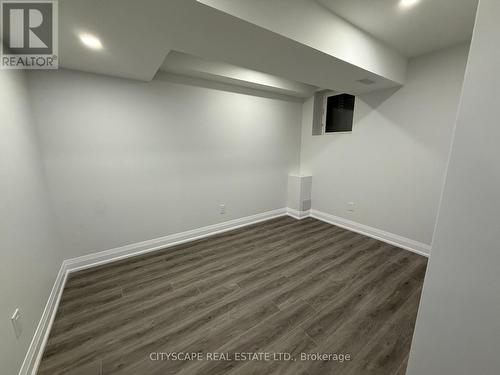 5582 Meadowcrest Avenue, Mississauga, ON - Indoor Photo Showing Other Room