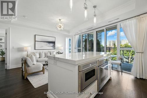 404 - 2060 Lakeshore Road, Burlington, ON - Indoor