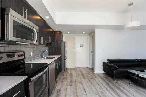 310-1355 Lee Blvd, Winnipeg, MB 