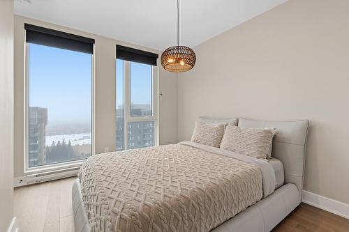 Chambre à coucher principale - 1202-2835 Av. Du Cosmodôme, Laval (Chomedey), QC - Indoor Photo Showing Bedroom