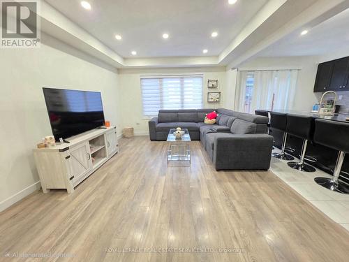 301 BEASLEY TERRACE  Milton, ON L9E 1C5