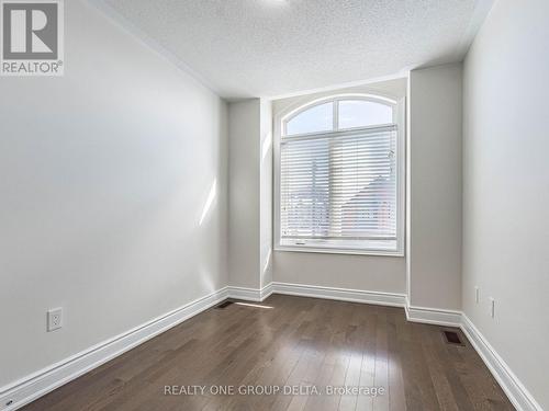 . - 6 Quinton Ridge, Brampton, ON - Indoor Photo Showing Other Room