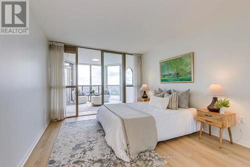 902 - 5080 Pinedale Avenue, Burlington, ON - Indoor Photo Showing Bedroom