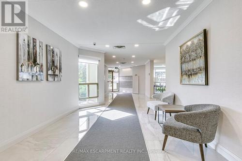 902 - 5080 Pinedale Avenue, Burlington, ON - Indoor Photo Showing Other Room