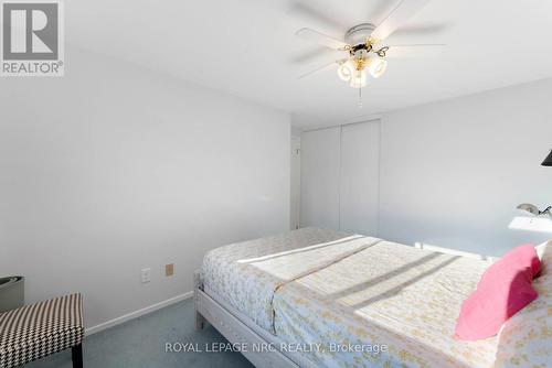 Unit - 4 - 2232 Upper Middle Road, Burlington (Brant Hills), ON - Indoor Photo Showing Bedroom