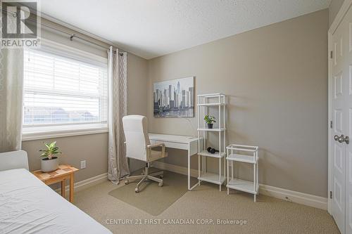 11 - 1850 Beaverbrook Avenue, London North (North M), ON - Indoor Photo Showing Bedroom