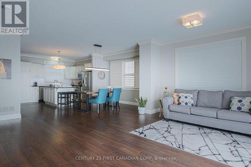 11 - 1850 Beaverbrook Avenue, London North (North M), ON - Indoor Photo Showing Living Room