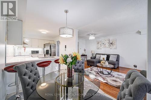 14 Oglevie Drive, Whitby, ON - Indoor