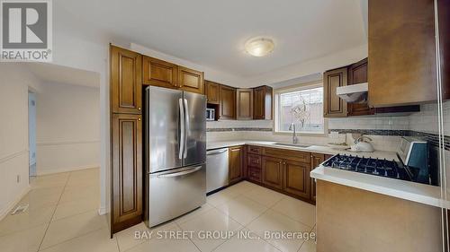 41 Huntsmill Boulevard, Toronto, ON - Indoor Photo Showing Kitchen