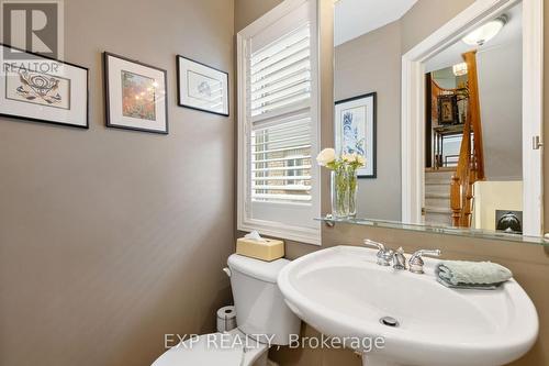 22 - 130 Robert Street, Milton, ON - Indoor Photo Showing Bathroom