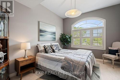 22 - 130 Robert Street, Milton, ON - Indoor Photo Showing Bedroom