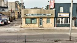 14 ST CATHARINE STREET S  St. Thomas, ON N5P 2V6