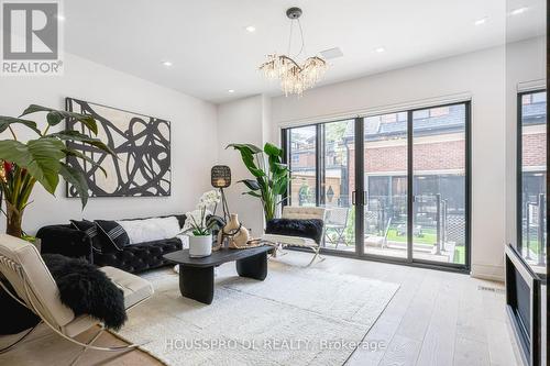 82 Major Street, Toronto, ON - Indoor