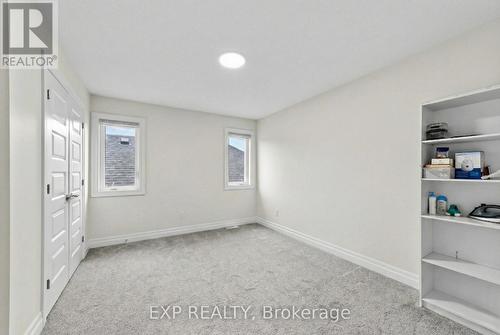 222 Boardwalk Way, Thames Centre, ON - Indoor Photo Showing Other Room