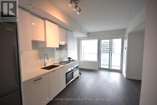 3609-Master - 195 Redpath Avenue, Toronto, ON - Indoor Photo Showing Kitchen With Upgraded Kitchen