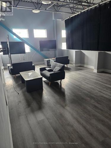 104 - 1065 Canadian Place, Mississauga, ON 