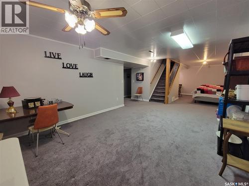 4920 Express Avenue, Macklin, SK - Indoor