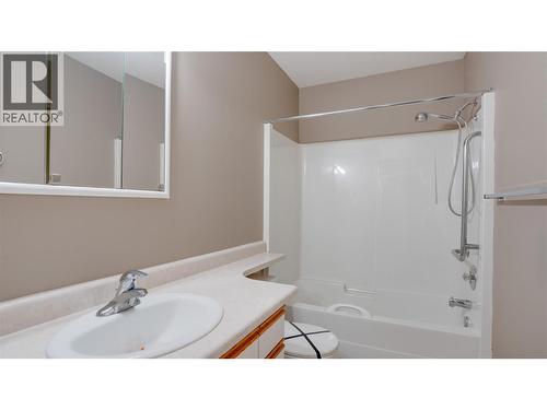 Ensuite - 501 Kildonan Avenue Unit# 11, Enderby, BC - Indoor Photo Showing Bathroom