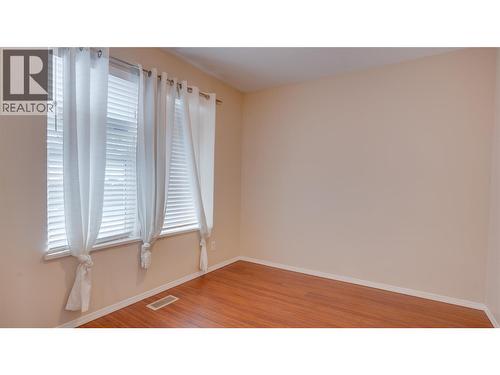 501 Kildonan Avenue Unit# 11, Enderby, BC - Indoor Photo Showing Other Room