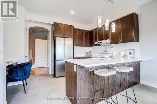 2002 Cocklin Crescent, Oshawa, ON - Indoor Photo Showing Kitchen With Upgraded Kitchen