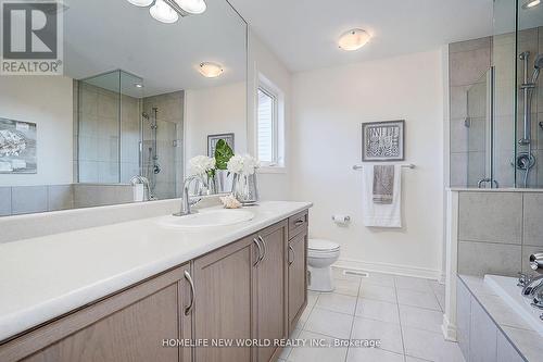 2002 Cocklin Crescent, Oshawa, ON - Indoor Photo Showing Bathroom