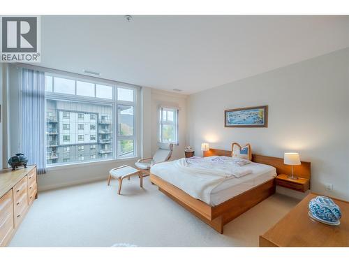 3301 Skaha Lake Road Unit# 406, Penticton, BC - Indoor Photo Showing Bedroom