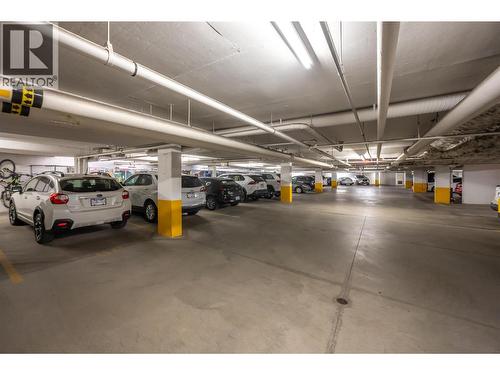 3301 Skaha Lake Road Unit# 406, Penticton, BC - Indoor Photo Showing Garage