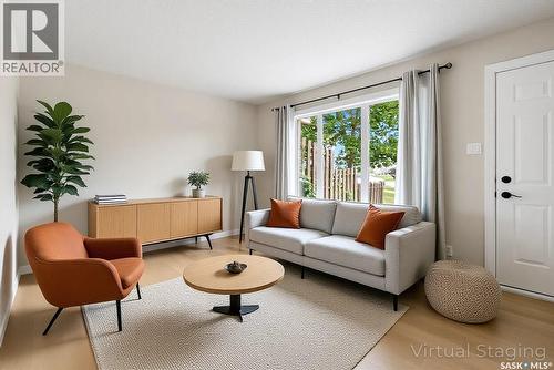 3814 Castle Road, Regina, SK - Indoor Photo Showing Living Room