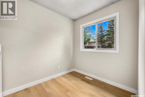 3814 Castle Road, Regina, SK - Indoor Photo Showing Other Room