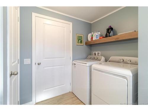 215 Moore St, Fredericton, NB 