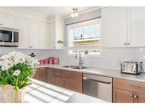 215 Moore St, Fredericton, NB 