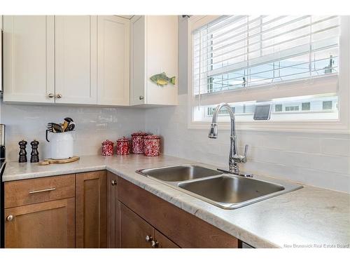 215 Moore St, Fredericton, NB 