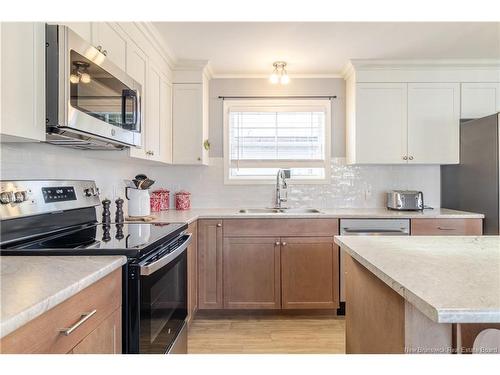 215 Moore St, Fredericton, NB 