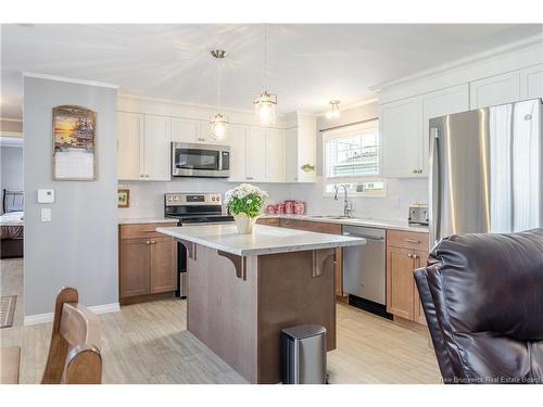 215 Moore St, Fredericton, NB 