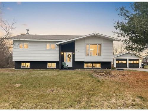 24 Catherine St, Bathurst, NB 