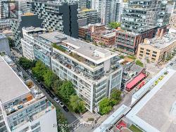212 - 66 PORTLAND STREET  Toronto, ON M5V 2M6