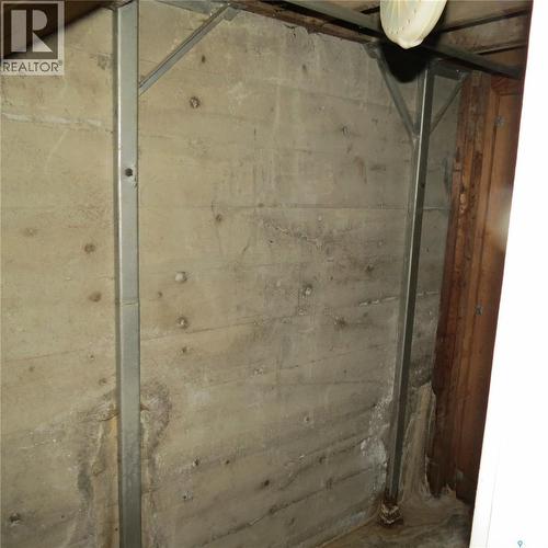 2767 Winnipeg Street, Regina, SK - Indoor