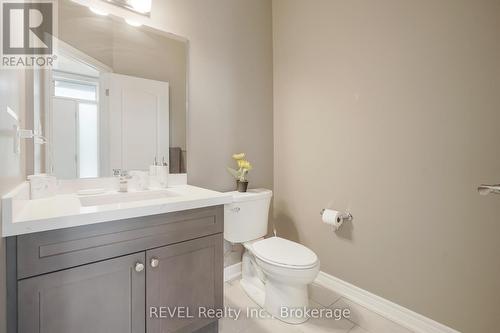 7185 Parsa Street, Niagara Falls (Brown), ON - Indoor Photo Showing Bathroom