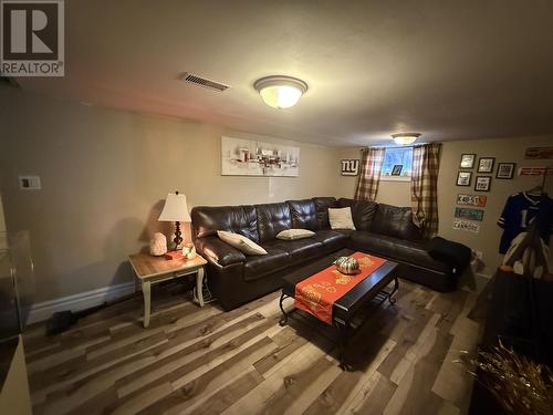 401 Second Ave, Sault Ste. Marie, ON - Indoor Photo Showing Living Room