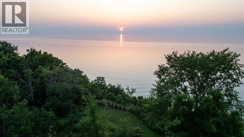 7093 Blue Coast Heights, Plympton-Wyoming, ON 