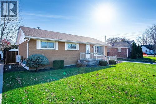 1826 Mayfair Street, Kingsville, ON - Outdoor