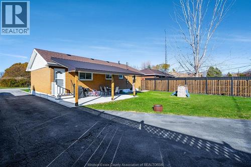 1826 Mayfair Street, Kingsville, ON - Outdoor