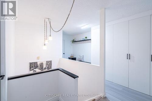 115 - 2121 Roche Court, Mississauga, ON -  Photo Showing Other Room