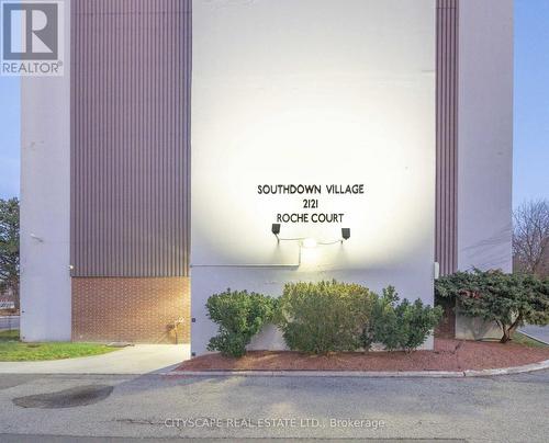 115 - 2121 Roche Court, Mississauga, ON - Outdoor With View