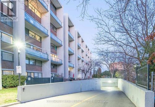 115 - 2121 Roche Court, Mississauga, ON - Outdoor With Balcony