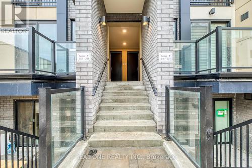 C221 - 1660 Victoria Park Avenue, Toronto, ON - Outdoor