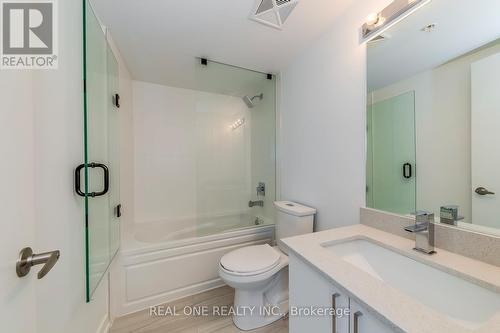 C221 - 1660 Victoria Park Avenue, Toronto, ON - Indoor Photo Showing Bathroom