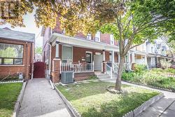 MAIN - 147 PERTH AVENUE  Toronto, ON M6P 3X2