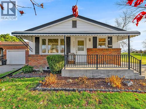 2738 Armstrong  Windsor, ON N8T 2G4